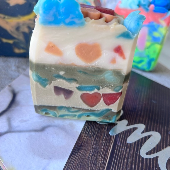 🛍️SALE🛍️Vines of Glory -Handcrafted Soap - Picture 5 of 6